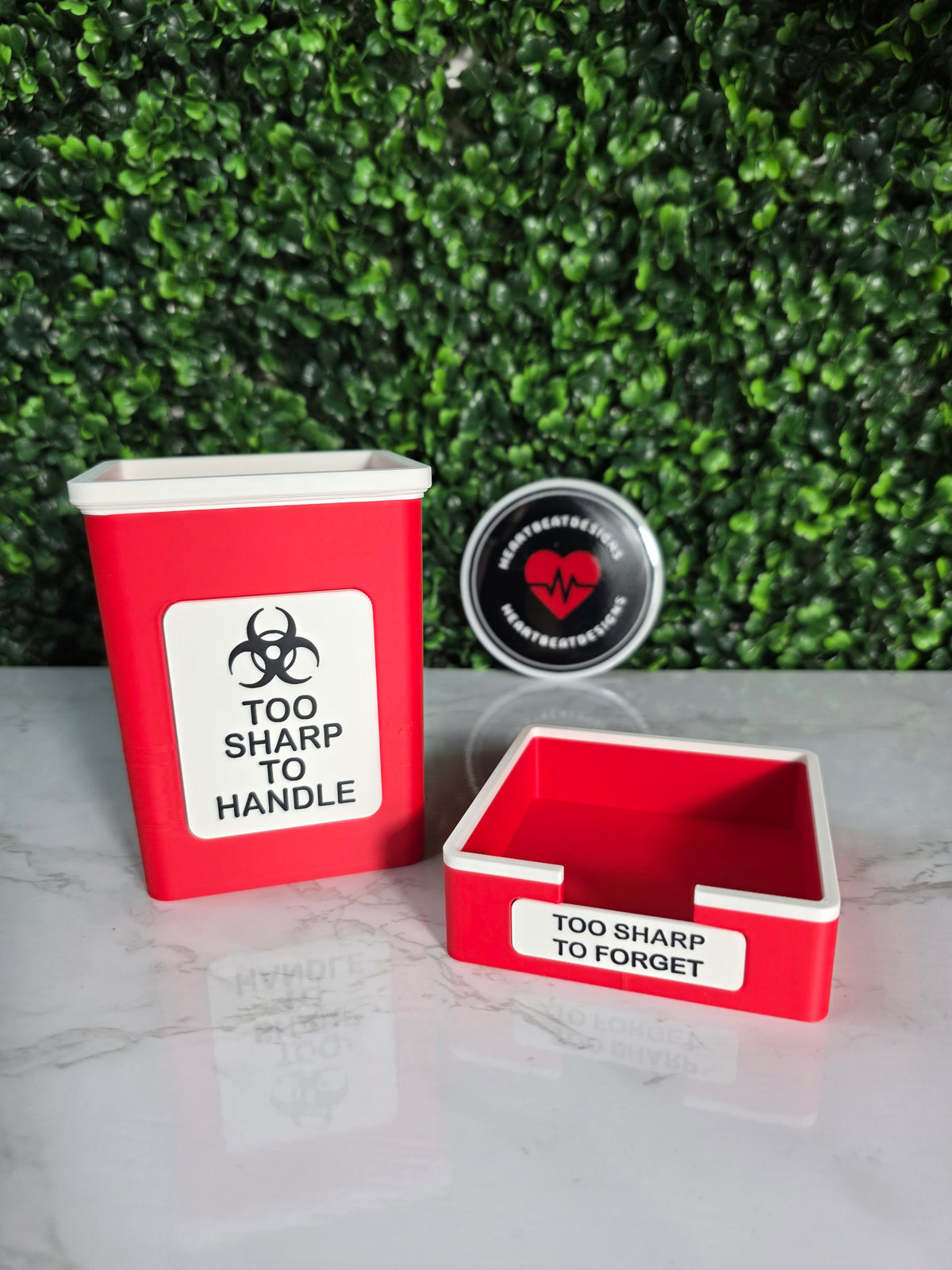 3D-Printed Sharps Desk Set