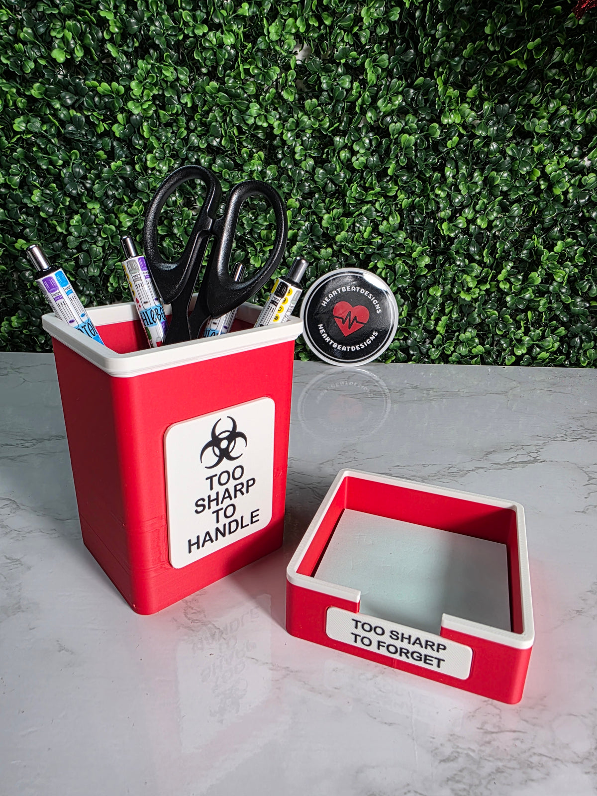 3D-Printed Sharps Desk Set